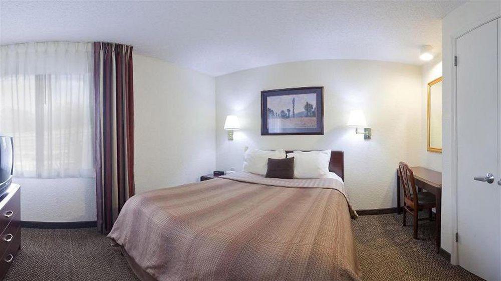 Sonesta Simply Suites Birmingham Hoover Kültér fotó